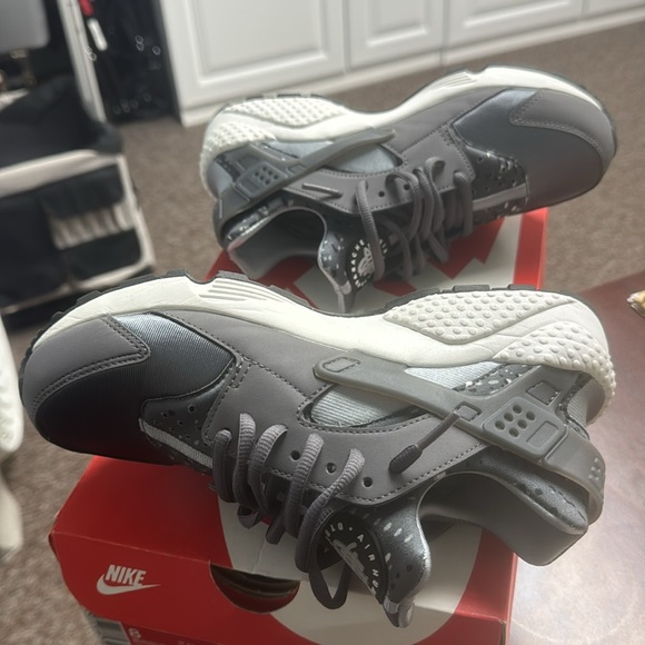 Women’s Air Huarache Run Print - Picture 6 of 7